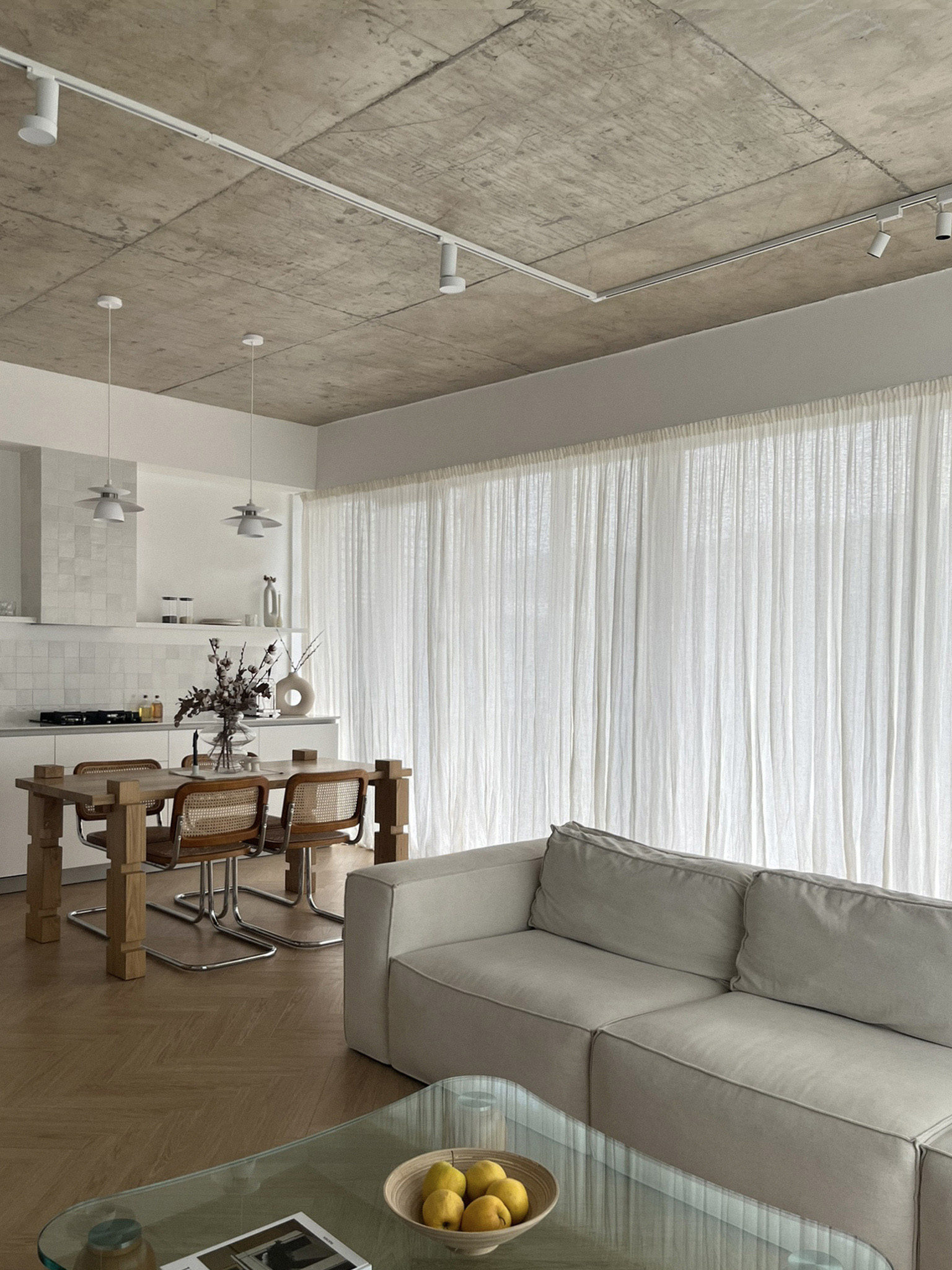 Apartment 17a paired interior view three