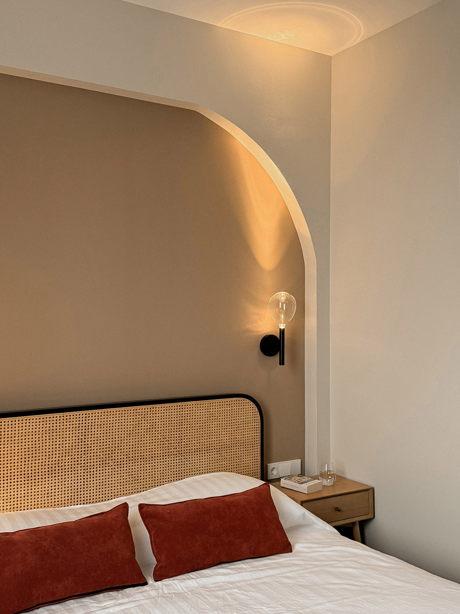 Frezeti House paired interior view two