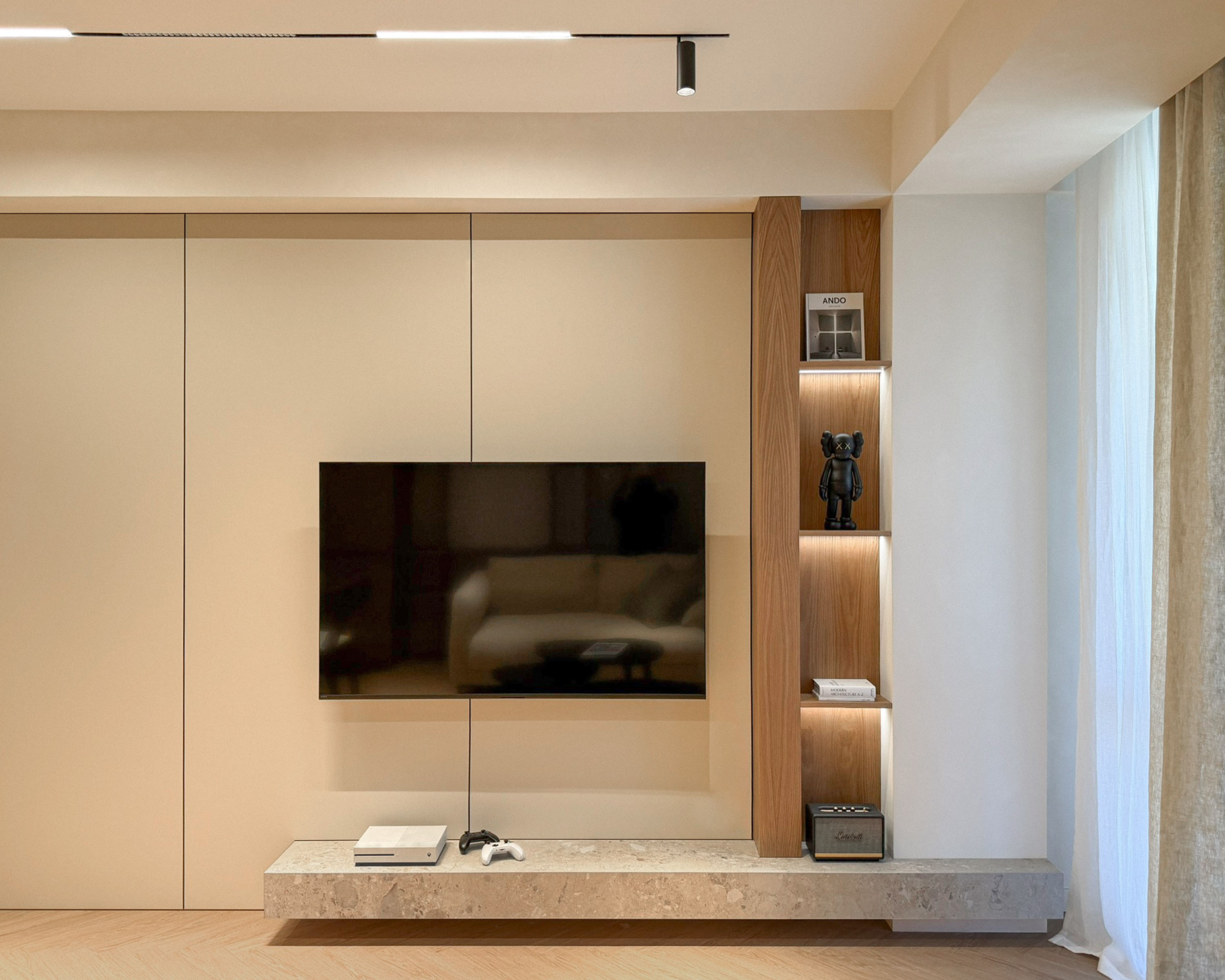 Krtsanisi Apt. 48 interior view